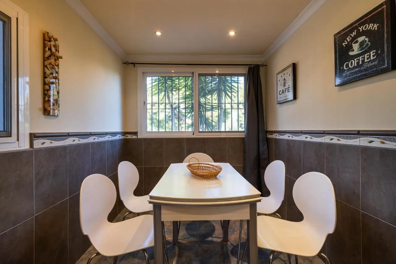 3 Bedroom House, 400M To The Beach, Near La Cala De Mijas Málaga Ferienhaus