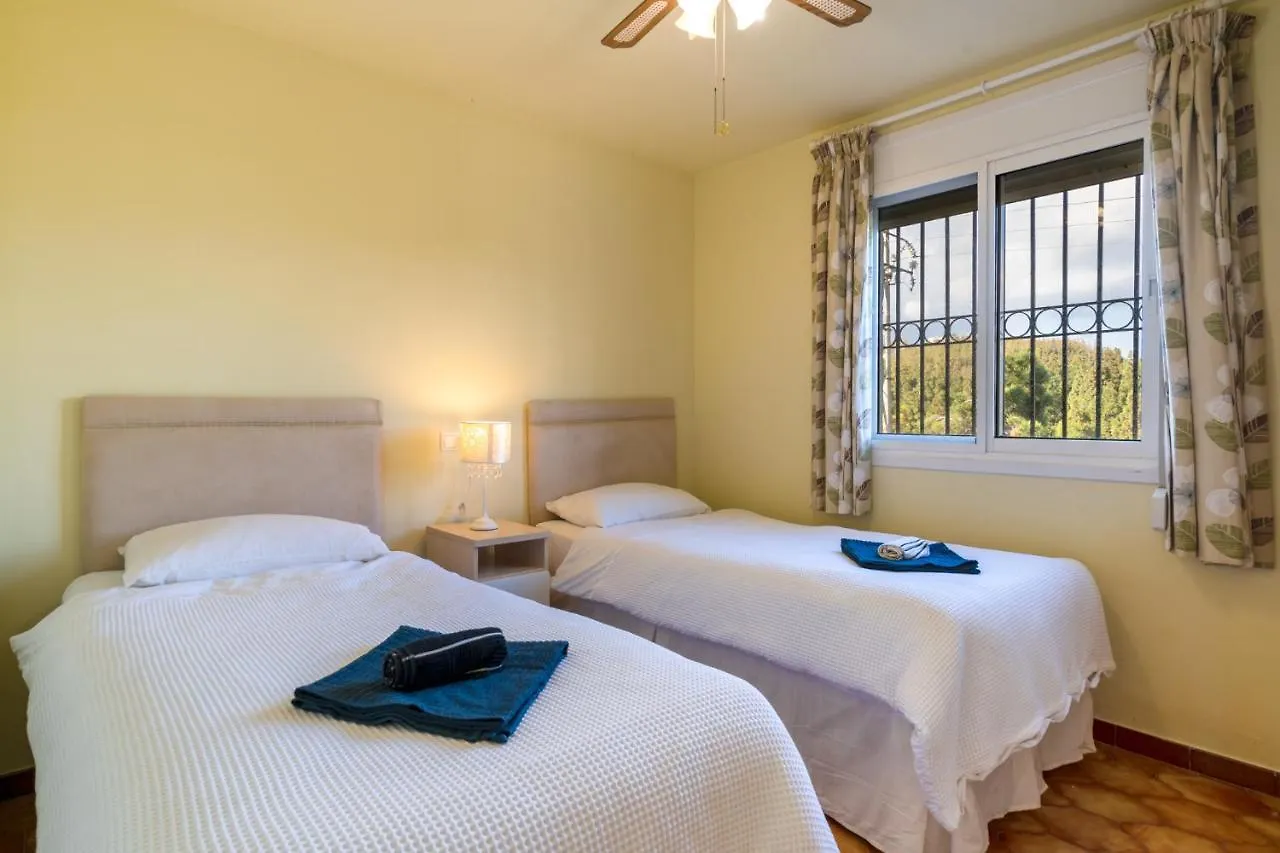 3 Bedroom House, 400M To The Beach, Near La Cala De Mijas Málaga